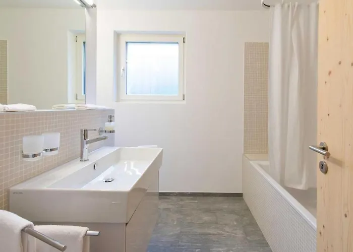 Chesa Flur Sulagl 1 By Interhome Apartmán